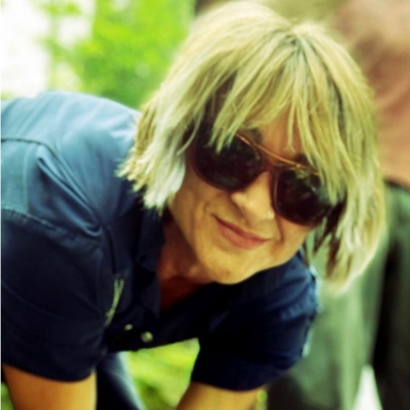 Meet your Posher, Ashley - Picture 1 of 3